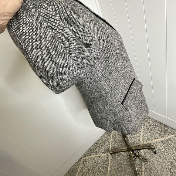 Vintage Hunt Club Women’s 6 Grey Wool Blend Peacoat Blazer Jacket 3 Button - Picture 9 of 16